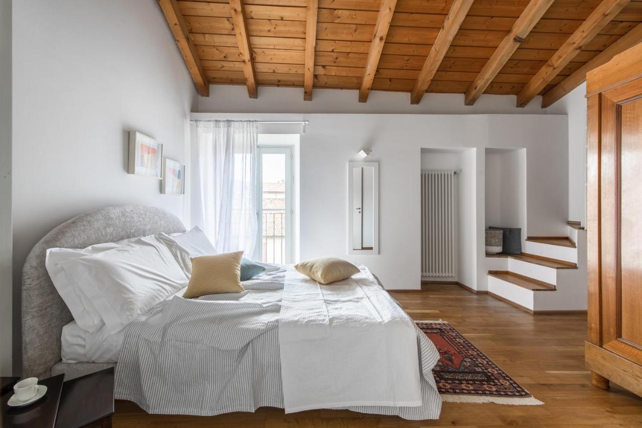 Apartamento A Casa Nuccia Mansarda Como Exterior foto