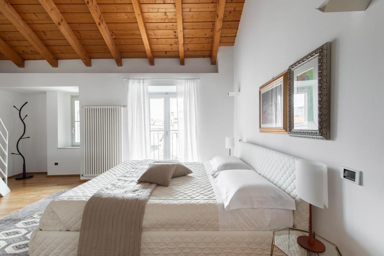 Apartamento A Casa Nuccia Mansarda Como Exterior foto