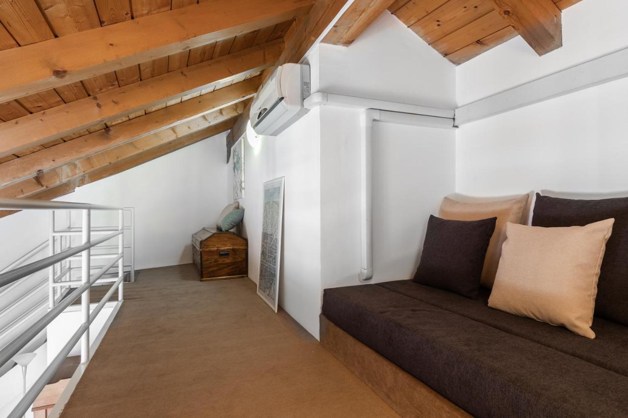Apartamento A Casa Nuccia Mansarda Como Exterior foto