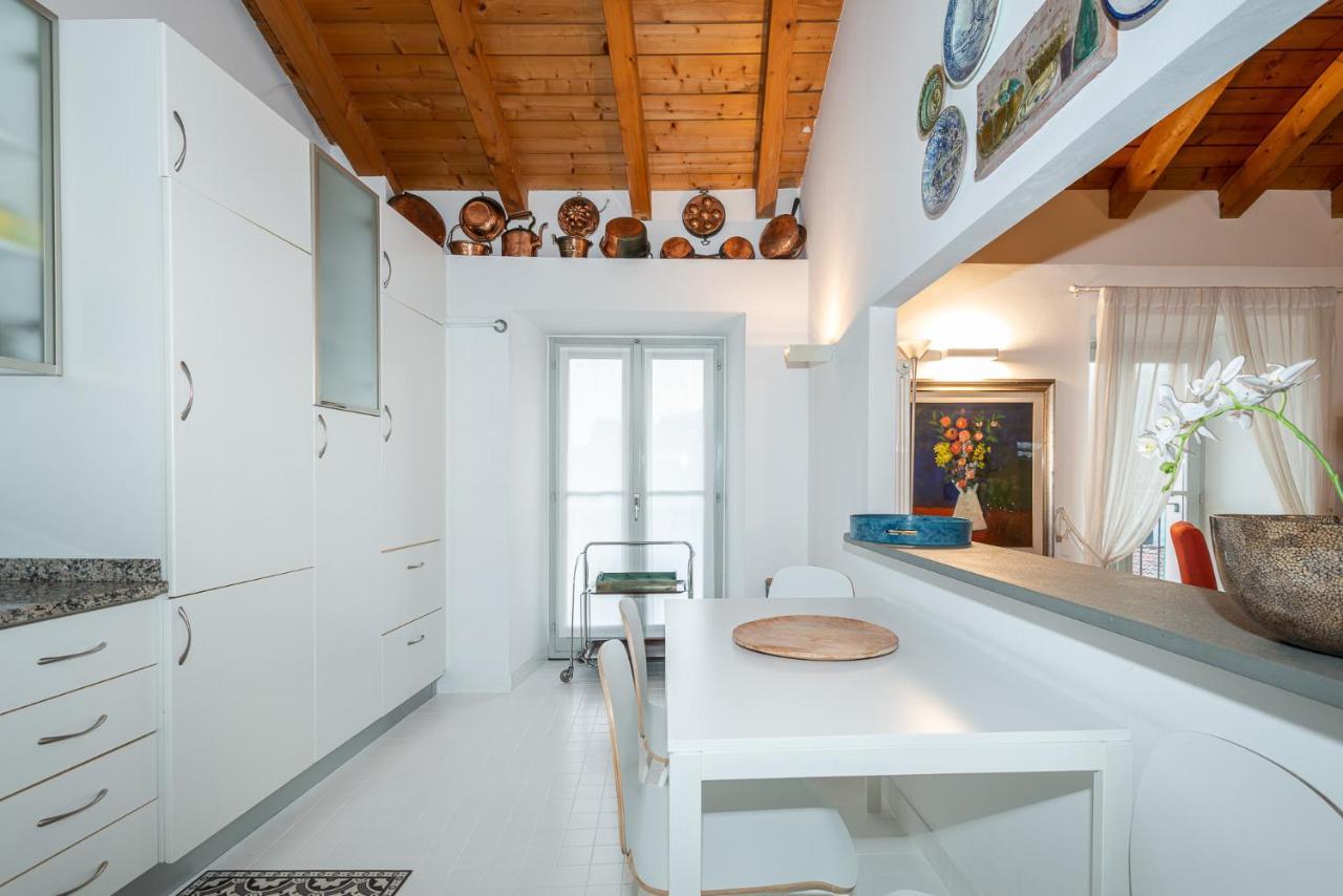 Apartamento A Casa Nuccia Mansarda Como Exterior foto